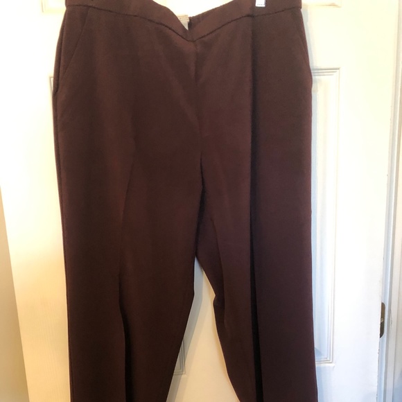Dana Buchman Pants - A
Pants